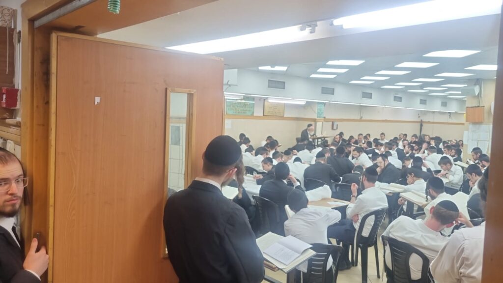 Yeshivas Mir Yerushalayim Extended Zman in Eretz Yisroel: A Special Opportunity